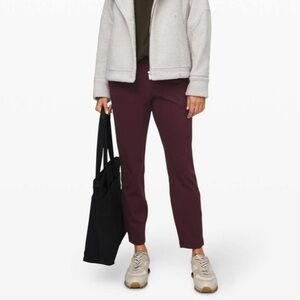 Lululemon On The Fly 7/8 Pants in Maroon
